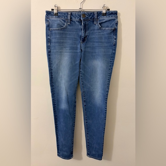 American Eagle Outfitters Denim - American Eagle Outfitters Light Blue Skinny Jeans